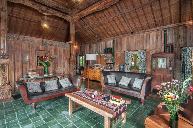 WOOD ELEMENTS javanese style